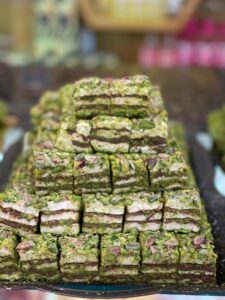 FISTIKLI BAKLAVA DİLİMİ